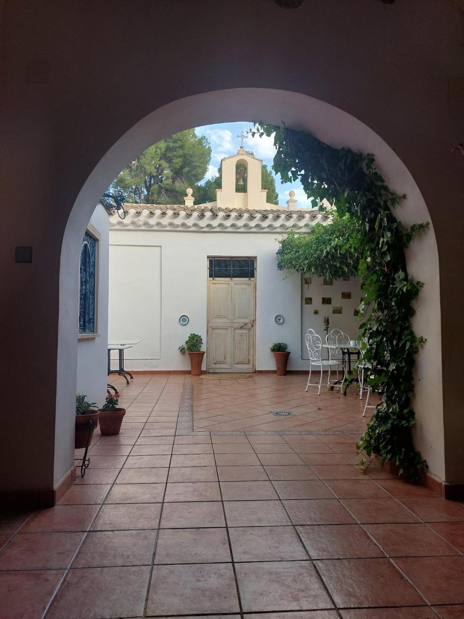Casa De La Campana Hotel Cieza Exterior photo